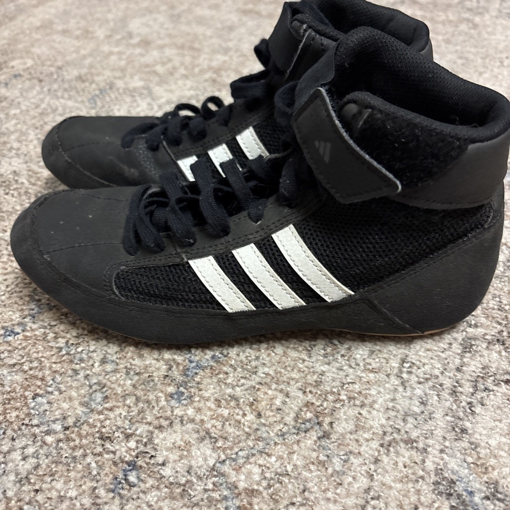 Adidas HVC 2 Wrestling Shoes Black White Men's Sz 5 - Picture 5 of 7